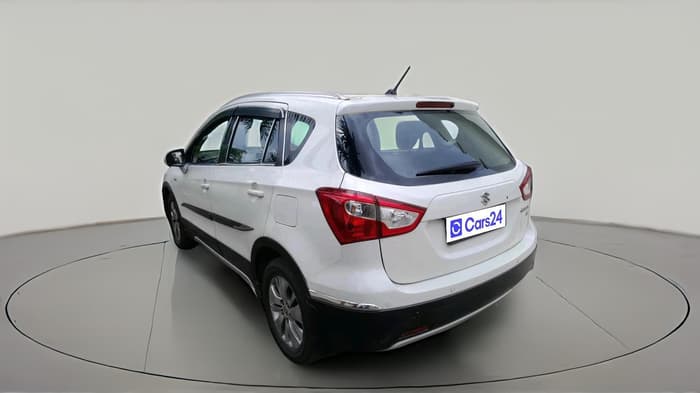 2015 Maruti S Cross ALPHA 1.6, Diesel, Manual, 94,218 km, exterior