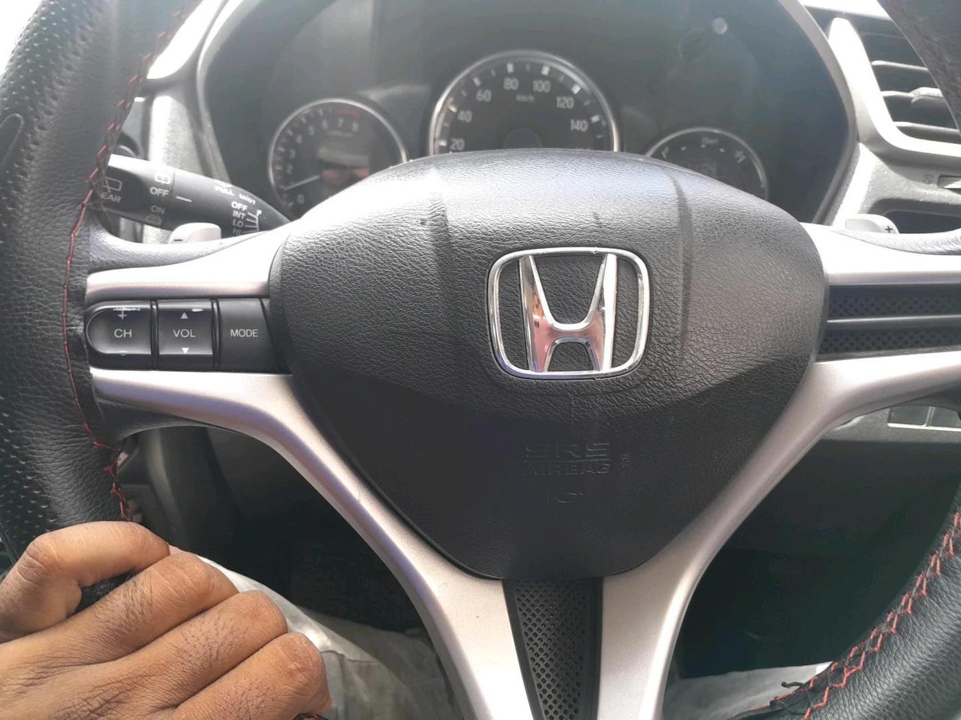 2016 Honda BR-V 1.5L I-VTEC V CVT, Petrol, Automatic, 66,471 km, interior