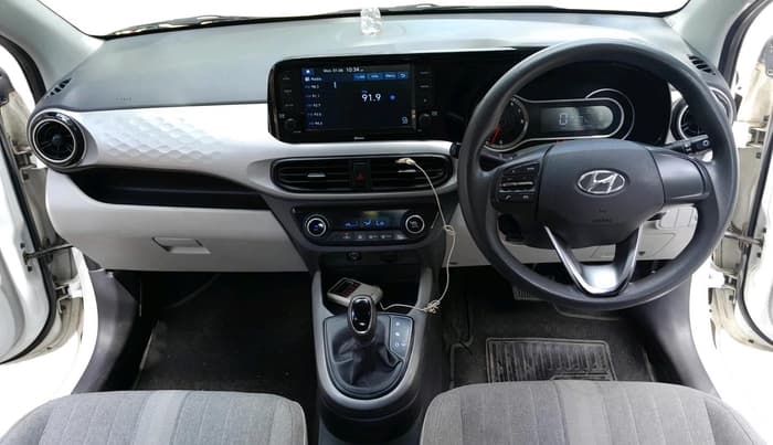2020 Hyundai GRAND I10 NIOS SPORTZ AMT 1.2 KAPPA VTVT, Petrol, Automatic, 28,999 km, interior
