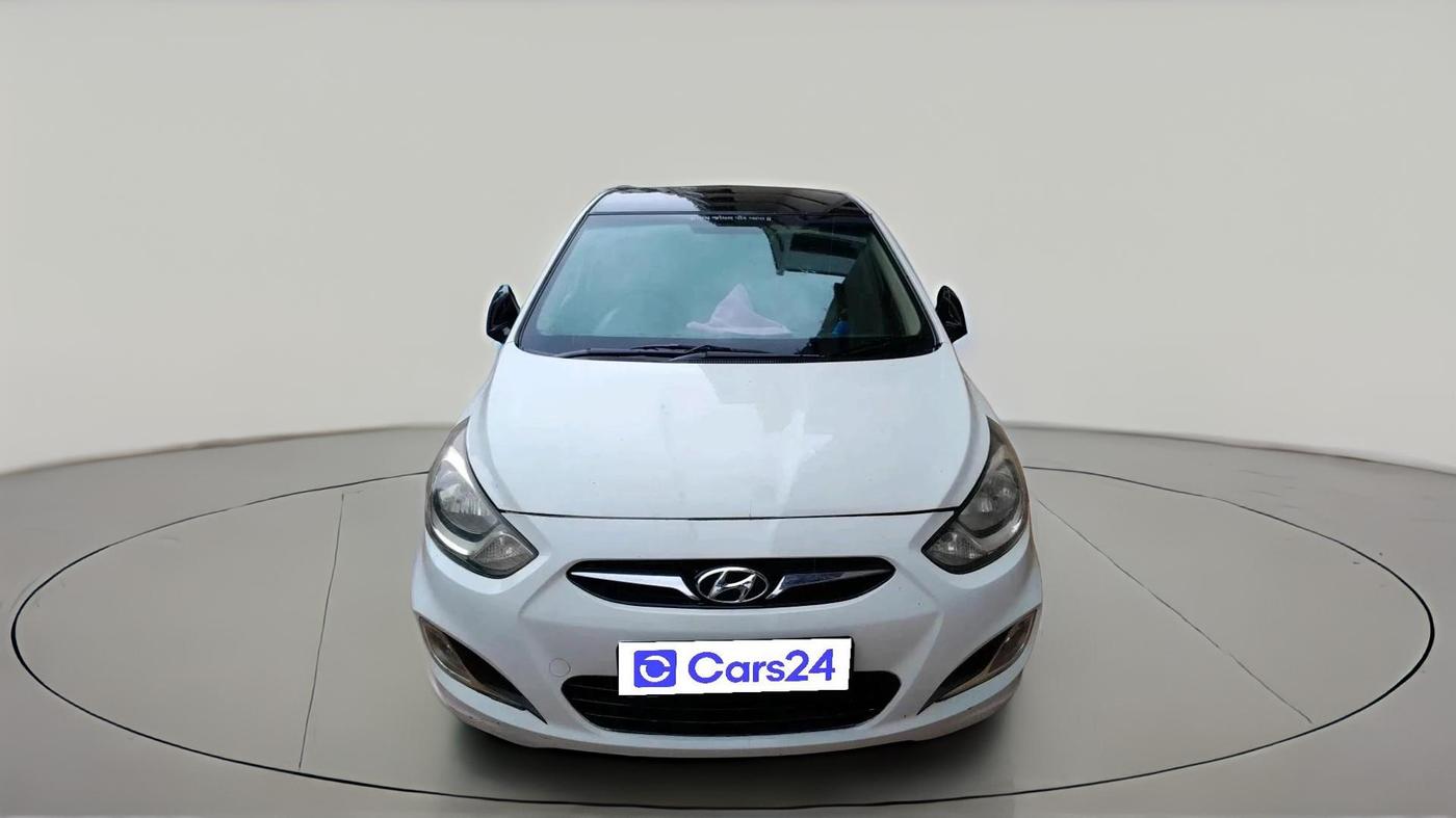 2011 Hyundai Verna FLUIDIC 1.6 VTVT SX, Petrol, Manual, 61,491 km, exterior