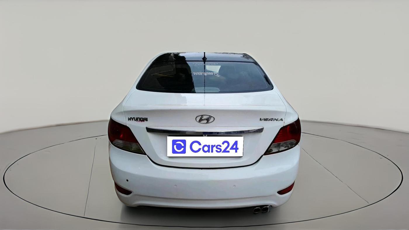 2011 Hyundai Verna FLUIDIC 1.6 VTVT SX, Petrol, Manual, 61,491 km, exterior