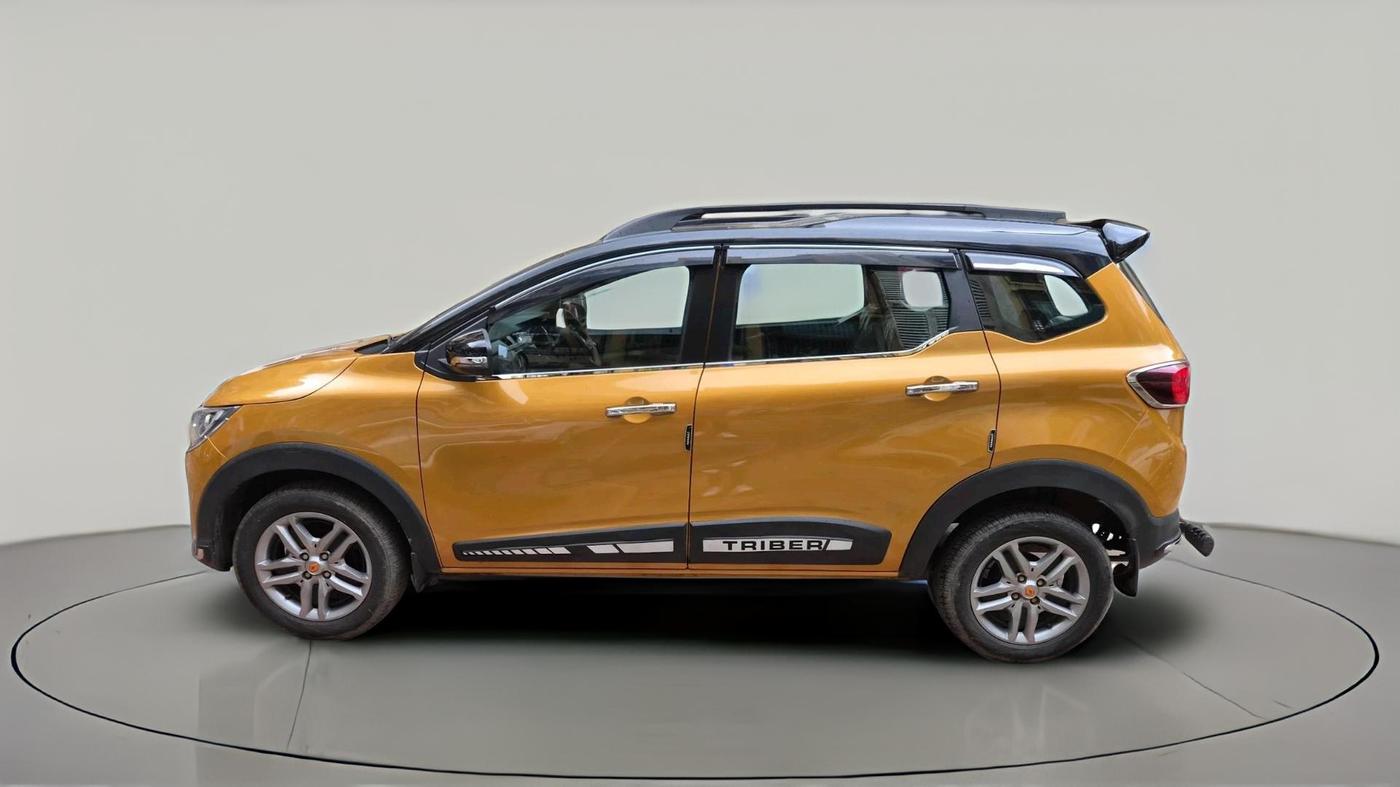 2024 Renault TRIBER RXZ, Petrol, Manual, 4,034 km, exterior