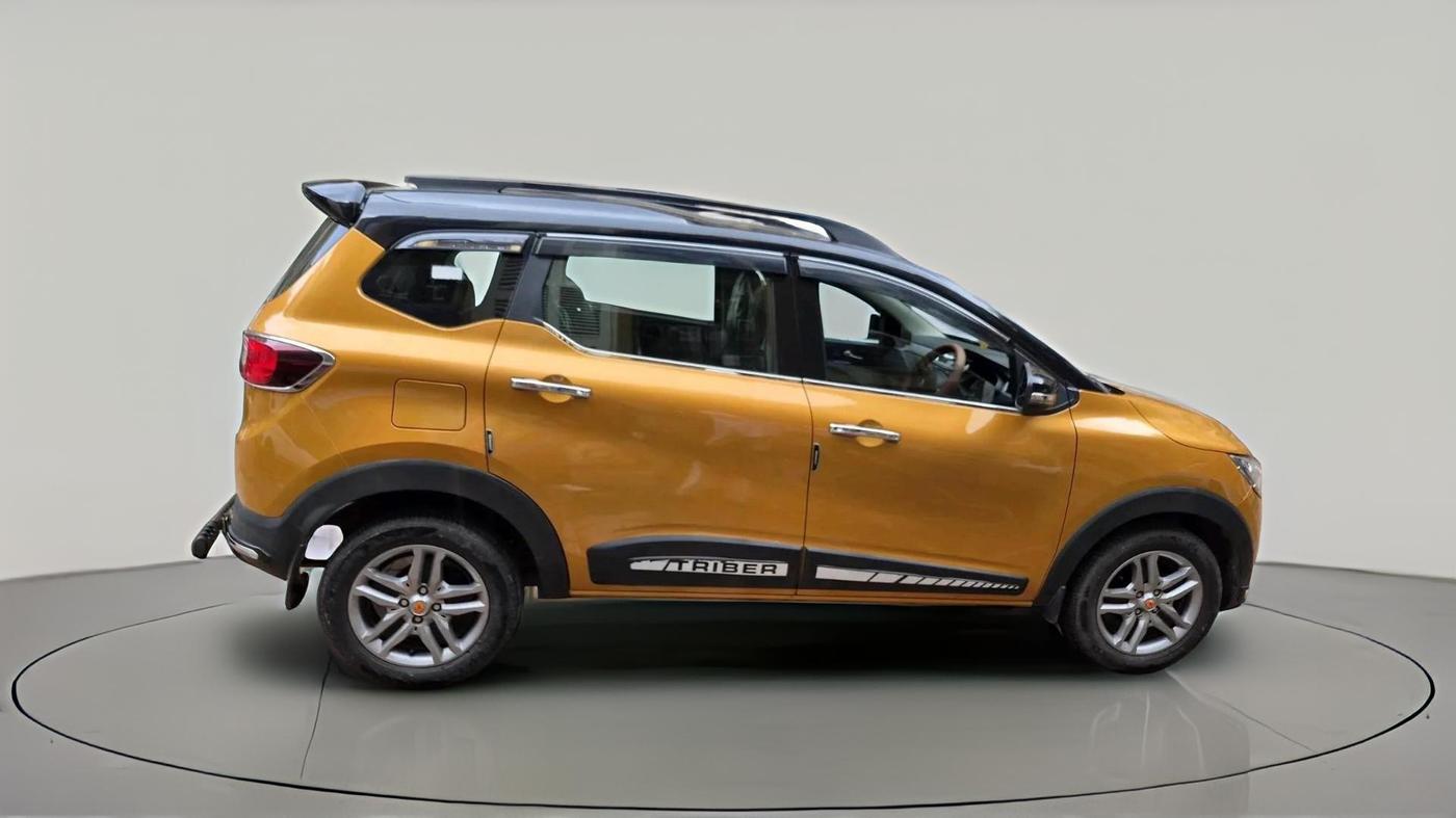 2024 Renault TRIBER RXZ, Petrol, Manual, 4,034 km, exterior