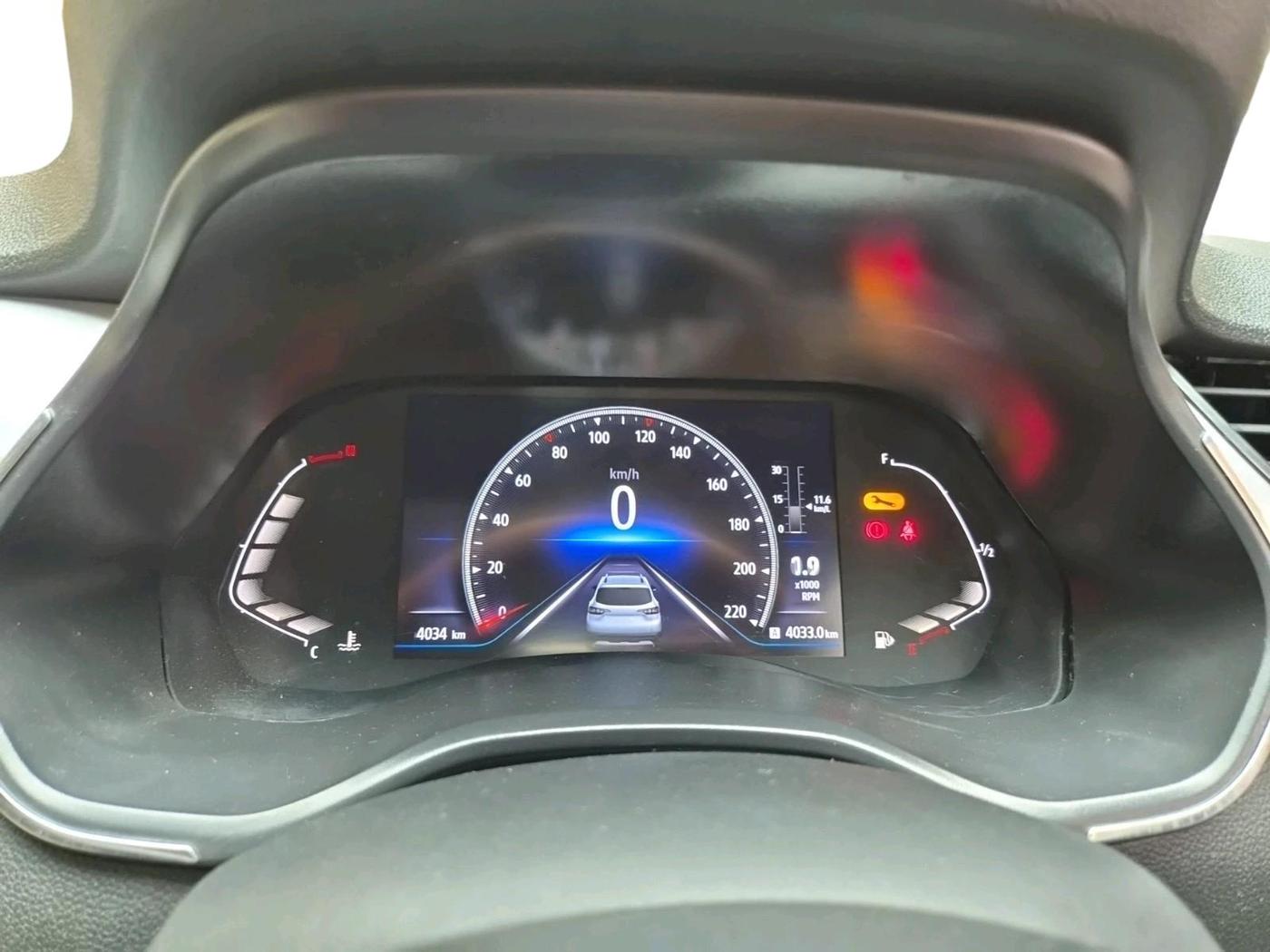 2024 Renault TRIBER RXZ, Petrol, Manual, 4,034 km, interior