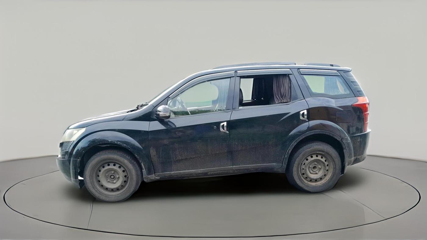 2011 Mahindra XUV500 W6, Diesel, Manual, 1,89,932 km, exterior