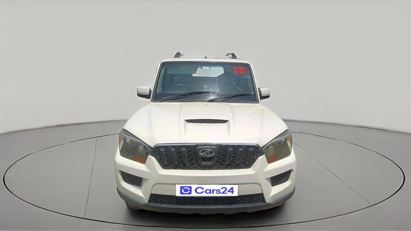 2016 Mahindra Scorpio S6 PLUS, Diesel, Manual, 2,11,360 km, exterior