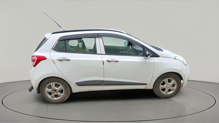 2016 Hyundai Grand i10 SPORTZ 1.2 KAPPA VTVT, Petrol, Manual, 95,341 km, exterior