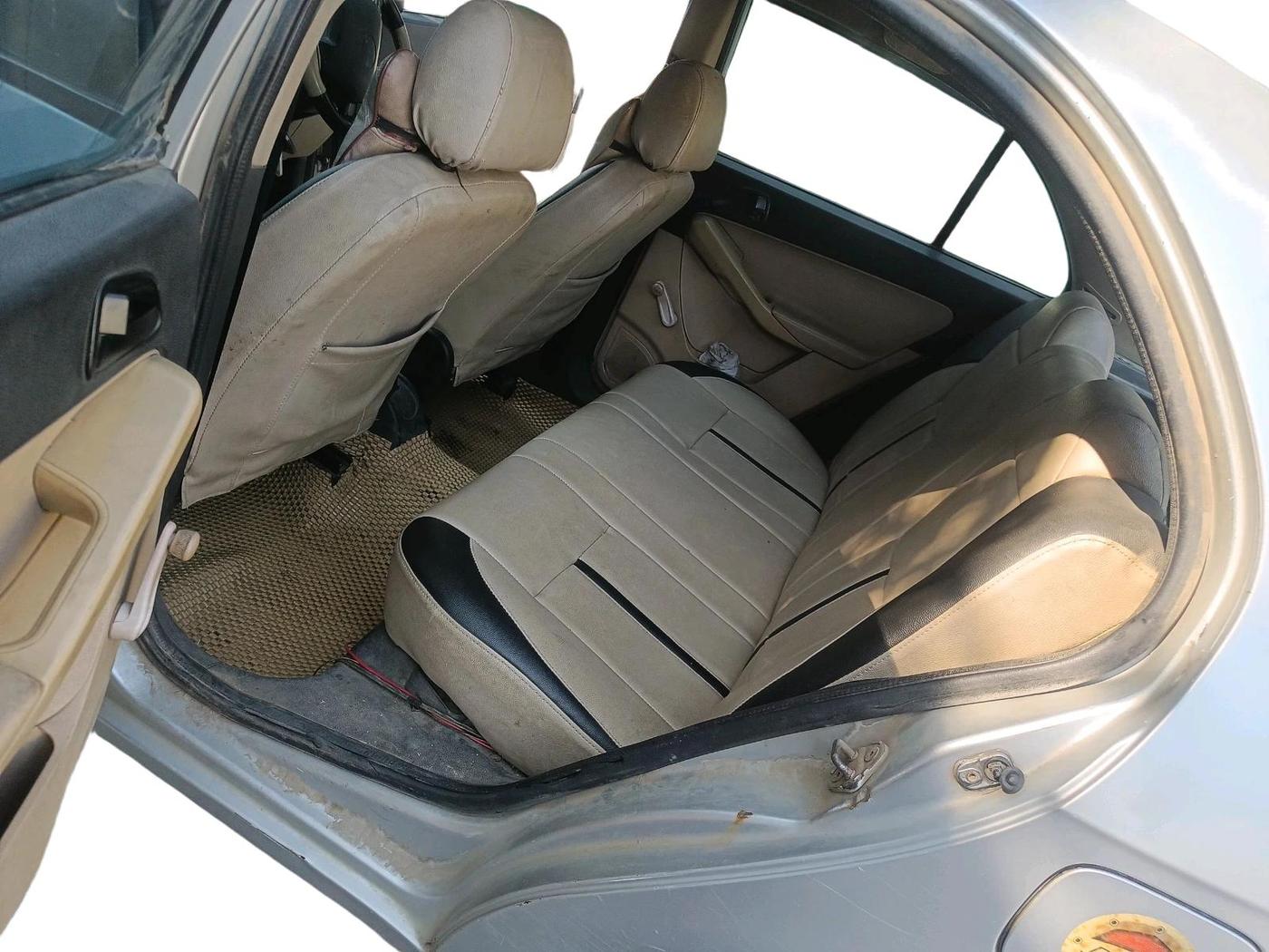 2012 Tata Indica Vista LX QUADRAJET, Diesel, Manual, 1,18,559 km, interior