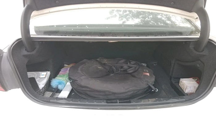 2016 BMW 3 Series 320d Luxury Line, Diesel, Automatic, 1,00,707 km, exterior