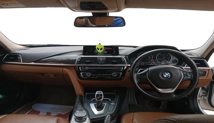 2016 BMW 3 Series 320d Luxury Line, Diesel, Automatic, 1,00,707 km, interior