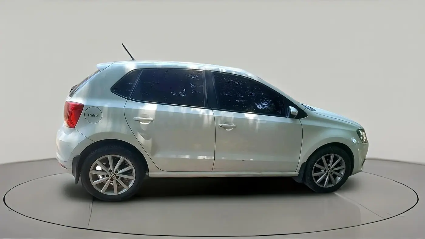 2018 Volkswagen Polo HIGHLINE PLUS 1.2(16 ALLOY, Petrol, Manual, 1,14,331 km, exterior