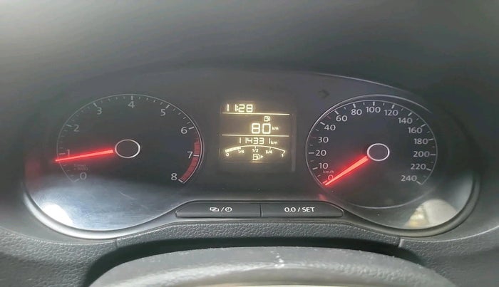 2018 Volkswagen Polo HIGHLINE PLUS 1.2(16 ALLOY, Petrol, Manual, 1,14,331 km, interior