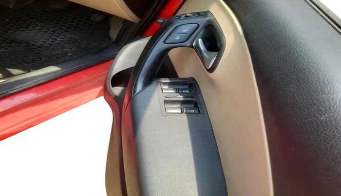 2017 Volkswagen Polo HIGHLINE1.2L, Petrol, Manual, 66,480 km, interior