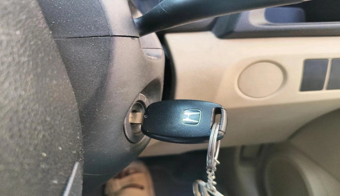 2017 Honda Amaze 1.2L I-VTEC S, Petrol, Manual, 1,10,137 km, interior