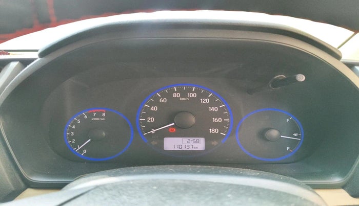 2017 Honda Amaze 1.2L I-VTEC S, Petrol, Manual, 1,10,137 km, interior