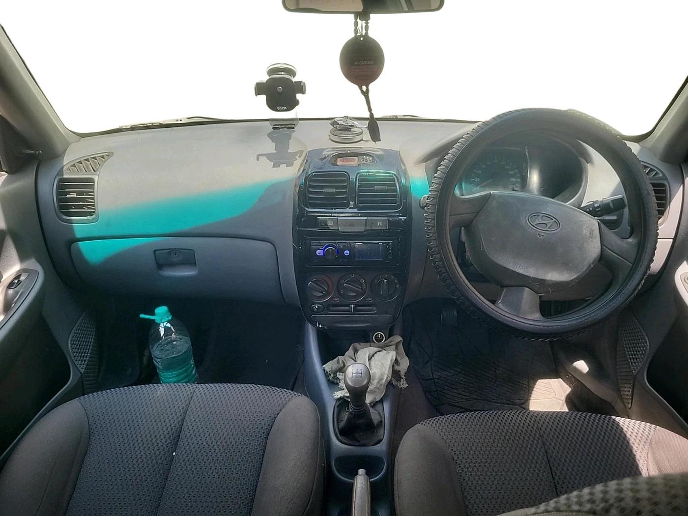 2004 Hyundai Accent CRDI, Diesel, Manual, 1,78,212 km, interior