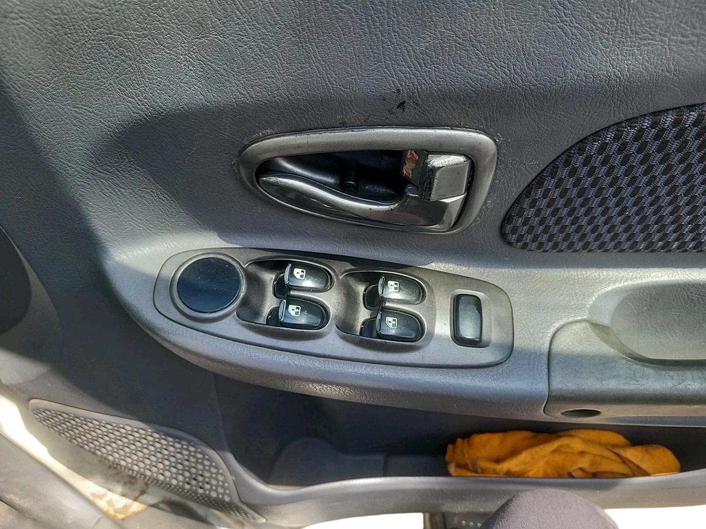 2004 Hyundai Accent CRDI, Diesel, Manual, 1,78,212 km, interior