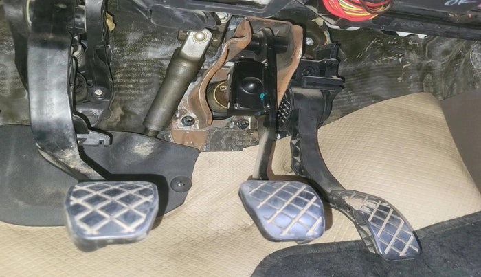 2014 Skoda Rapid AMBITION 1.6 TDI CR MT PLUS, Diesel, Manual, 1,26,022 km, interior