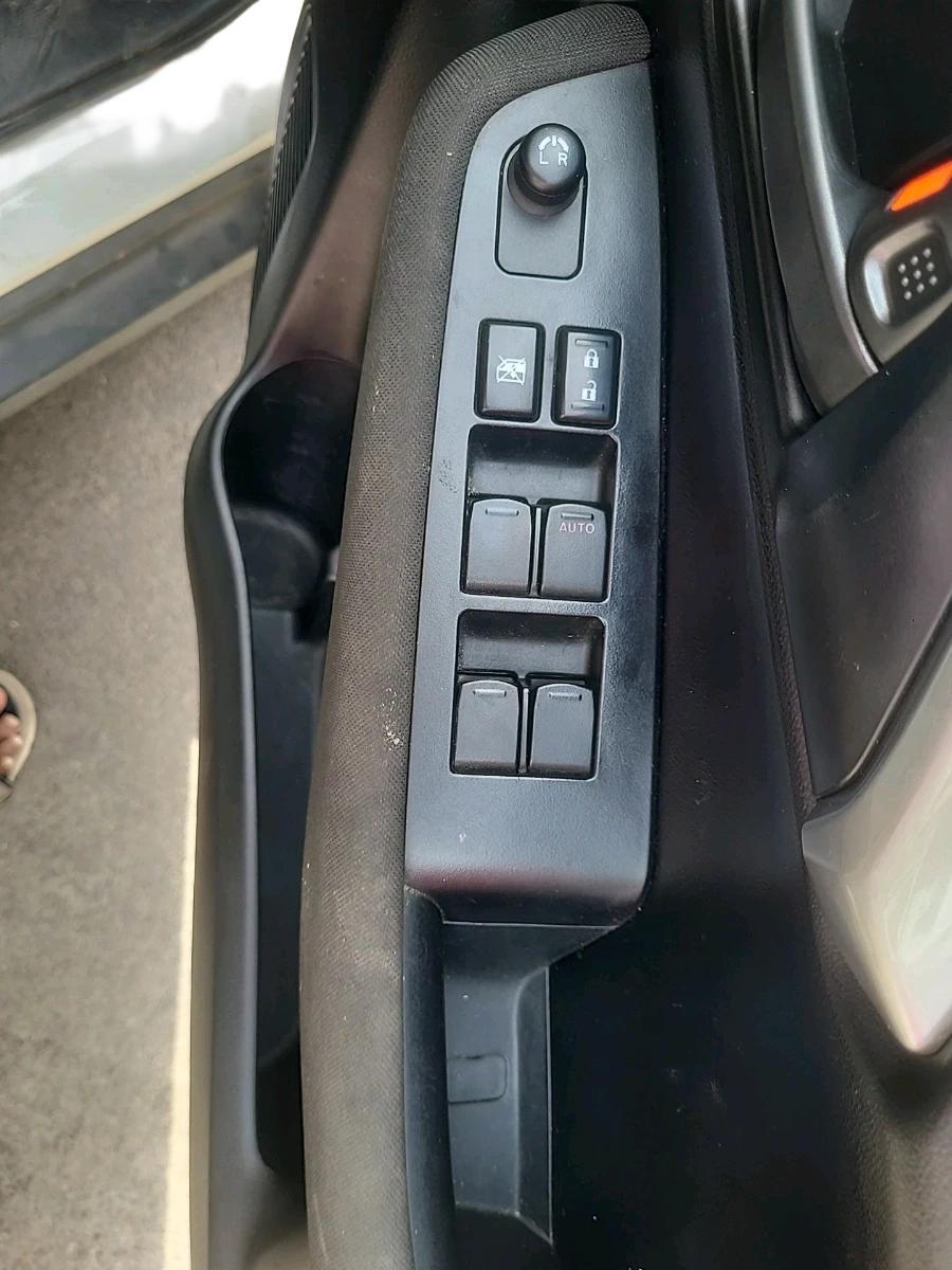 2025 Toyota URBAN CRUISER HYRYDER E NEO DRIVE, Petrol, Manual, 25,838 km, interior