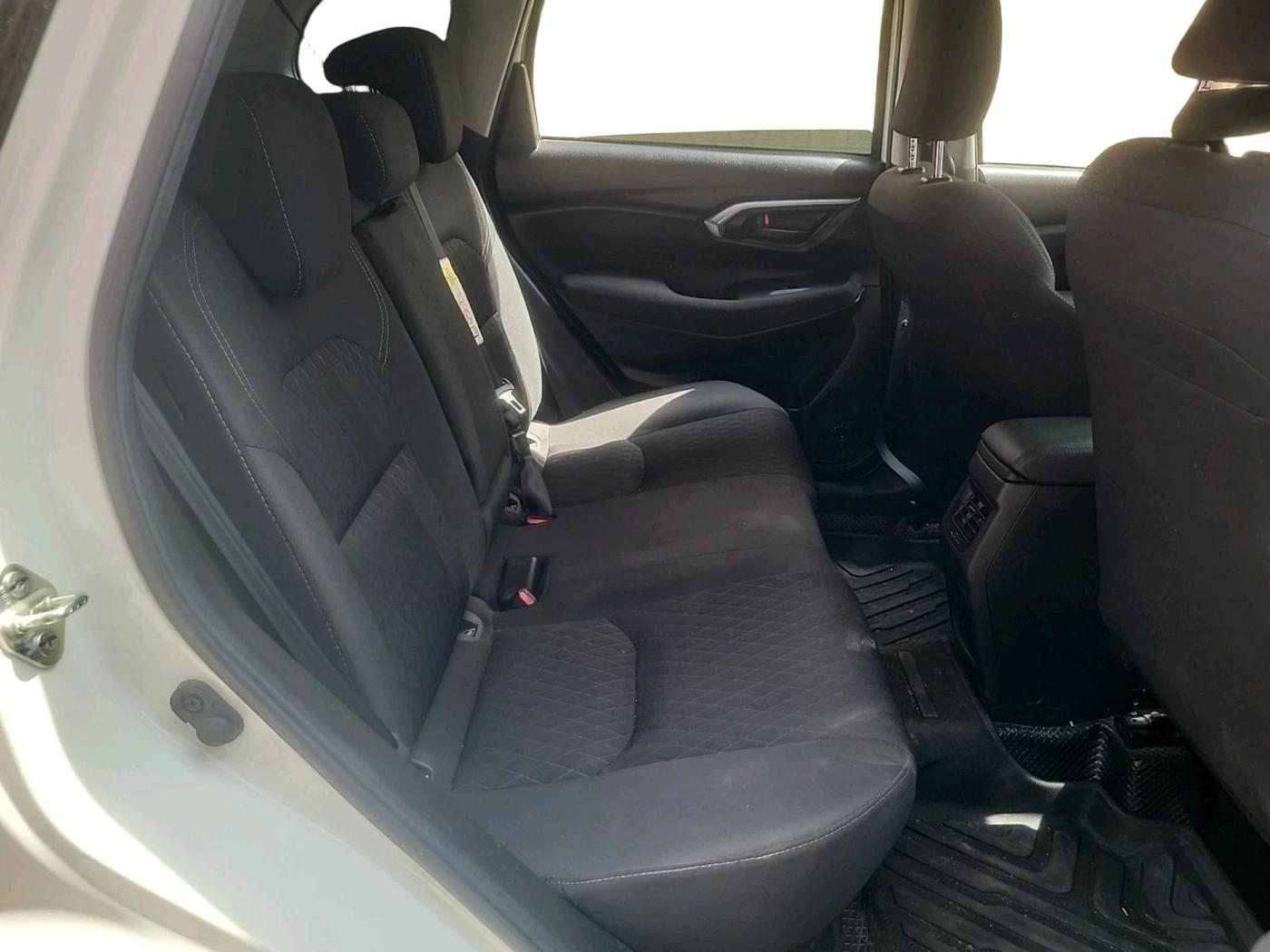 2025 Toyota URBAN CRUISER HYRYDER E NEO DRIVE, Petrol, Manual, 25,838 km, interior