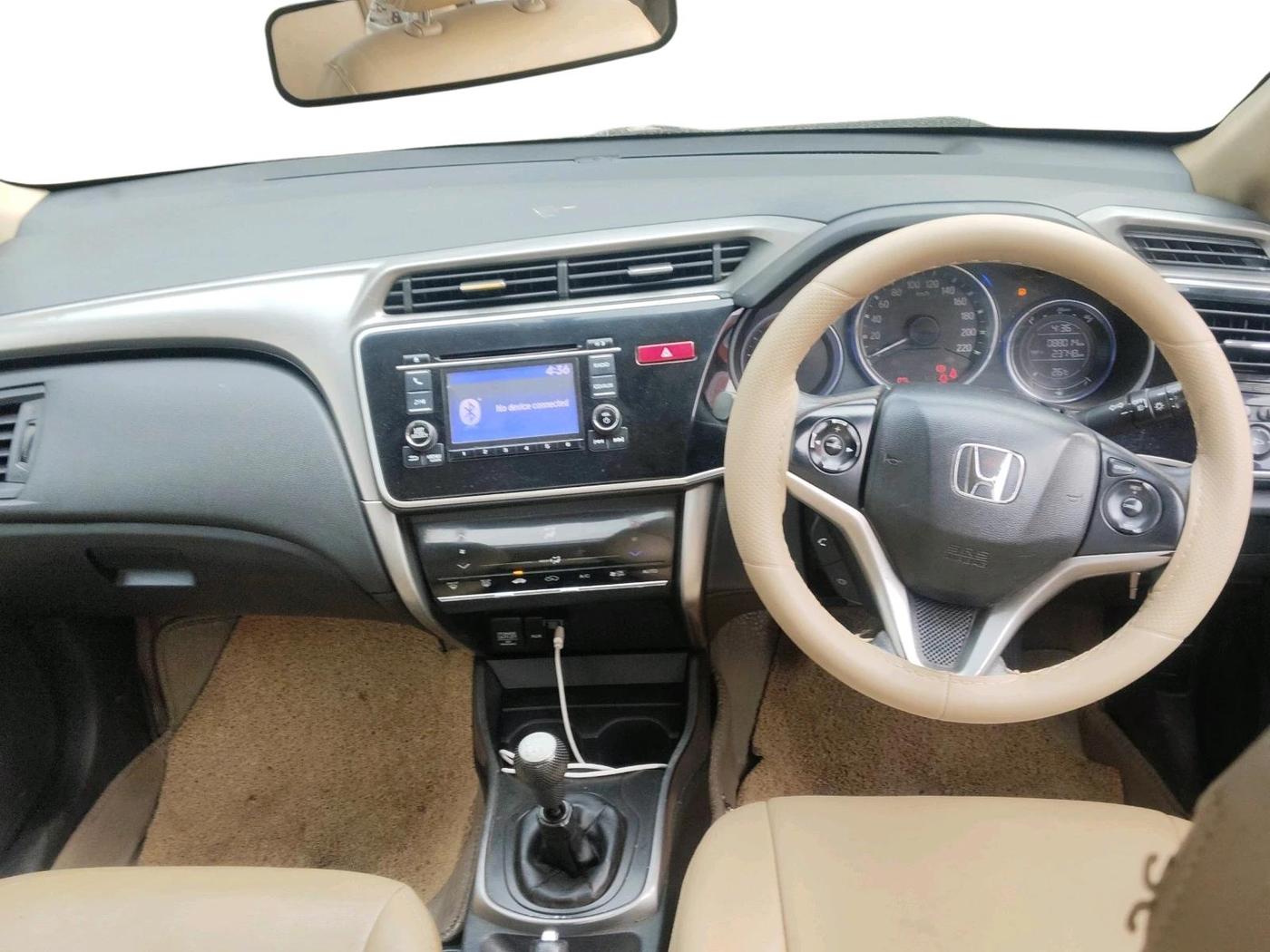 2015 Honda City 1.5L I-DTEC V, Diesel, Manual, 88,014 km, interior