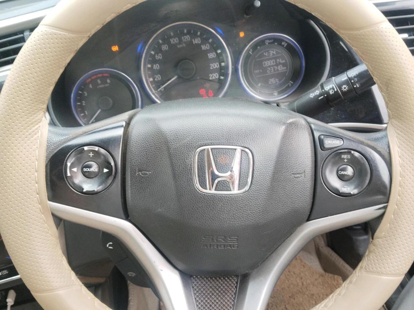 2015 Honda City 1.5L I-DTEC V, Diesel, Manual, 88,014 km, interior