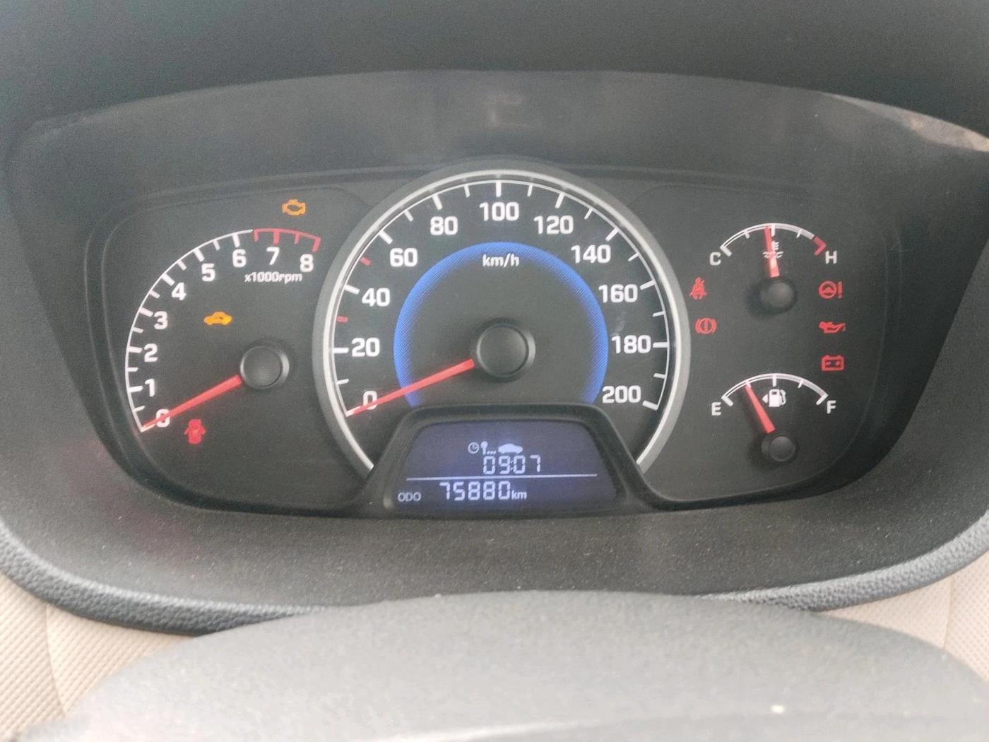 2016 Hyundai Grand i10 SPORTZ 1.2 KAPPA VTVT, Petrol, Manual, 75,880 km, interior