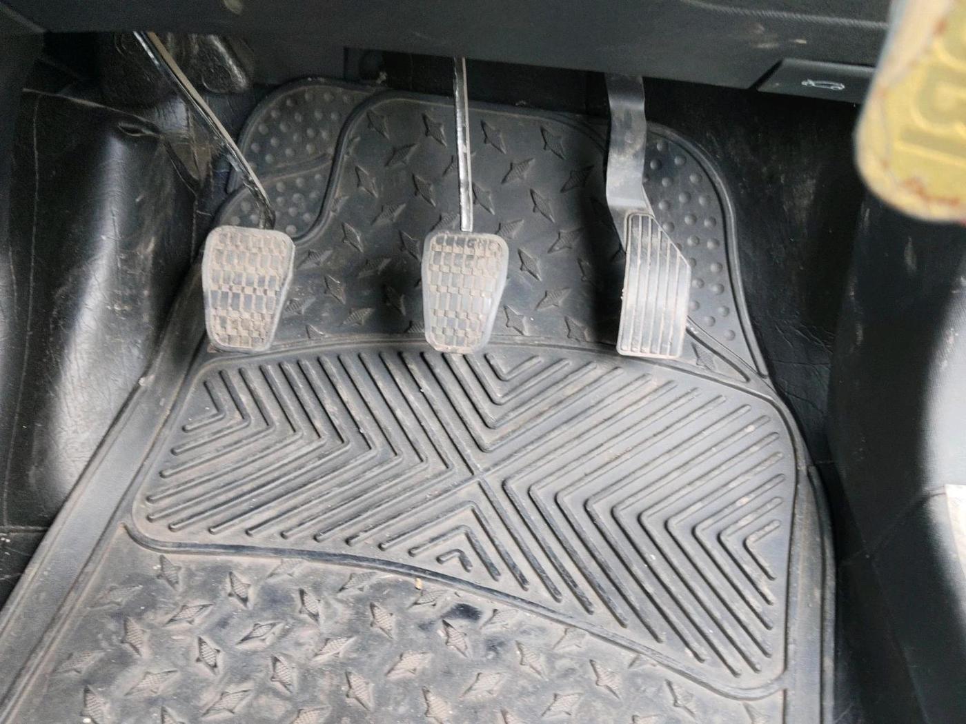 2025 Tata PUNCH PURE MT CNG, CNG, Manual, 12,384 km, interior