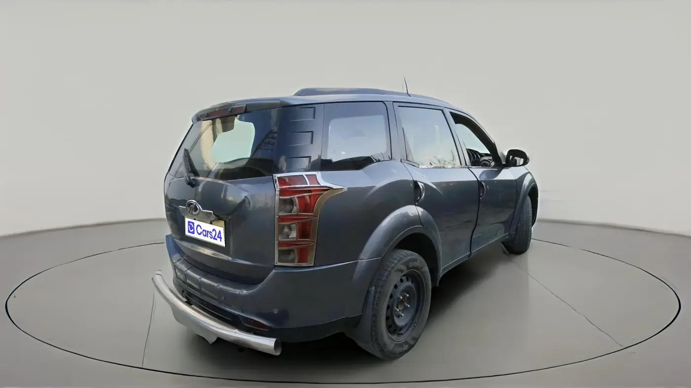 2012 Mahindra XUV500 W6, Diesel, Manual, 3,19,955 km, exterior