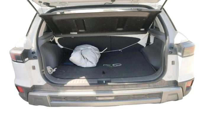 2025 Hyundai Creta SX 1.5 PETROL, Petrol, Manual, 3,964 km, exterior