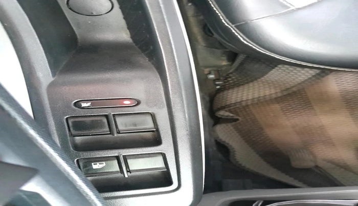 2022 Tata Tiago XT CNG, CNG, Manual, 33,841 km, interior