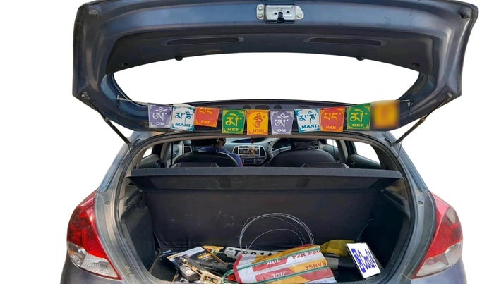 2013 Hyundai i20 MAGNA 1.2, Petrol, Manual, 31,046 km, exterior