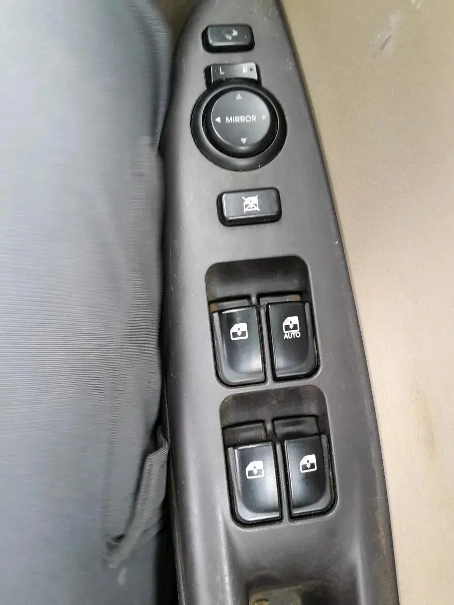 2013 Hyundai i20 MAGNA 1.2, Petrol, Manual, 31,046 km, interior