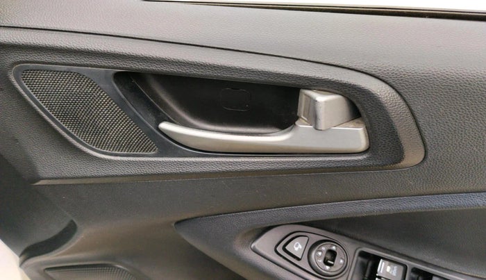 2019 Hyundai Elite i20 SPORTZ PLUS 1.2 DUAL TONE, Petrol, Manual, 69,080 km, interior