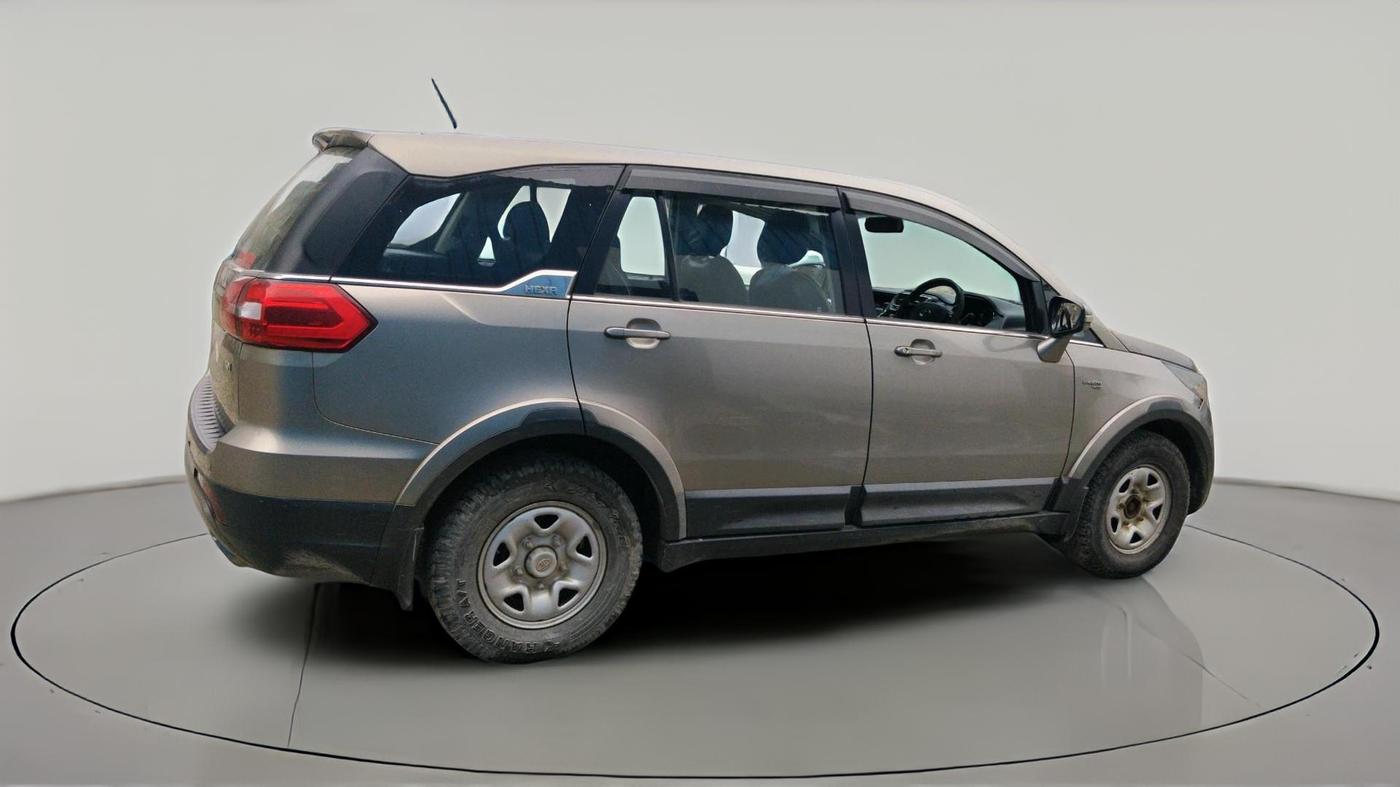 2018 Tata Hexa XM 4X2 7 STR, Diesel, Manual, 1,11,978 km, exterior
