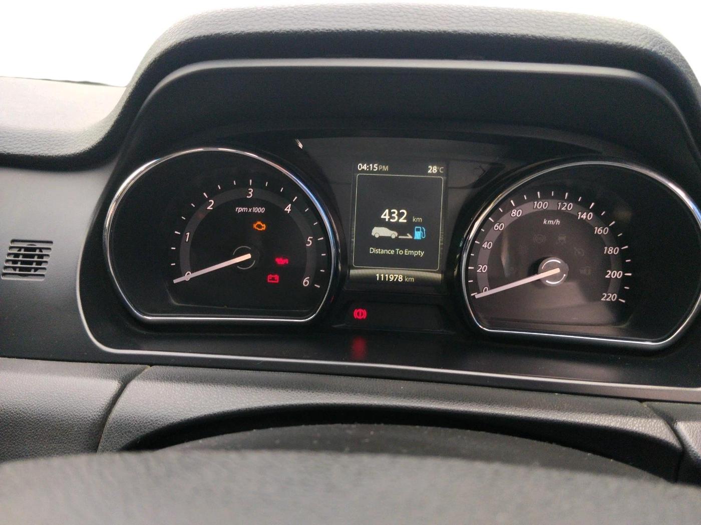 2018 Tata Hexa XM 4X2 7 STR, Diesel, Manual, 1,11,978 km, interior