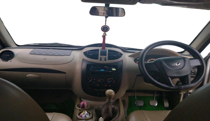 2018 Mahindra Xylo H4 BS IV, Diesel, Manual, 1,26,797 km, interior