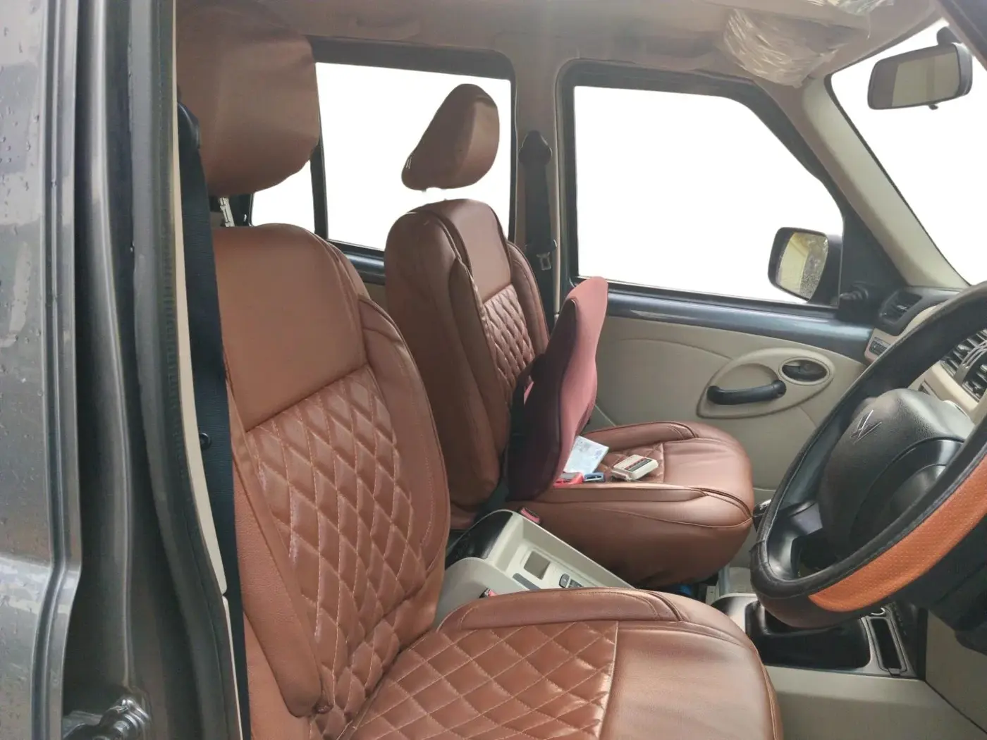 2022 Mahindra SCORPIO CLASSIC S 7STR, Diesel, Manual, 23,787 km, interior