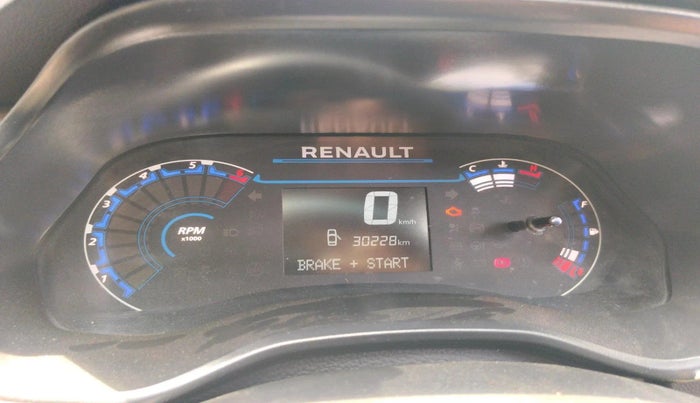 2023 Renault Kiger RXT (O) MT, Petrol, Manual, 30,228 km, interior