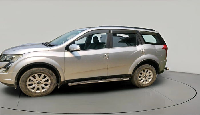 2016 Mahindra XUV500 W10, Diesel, Manual, 63,596 km, exterior