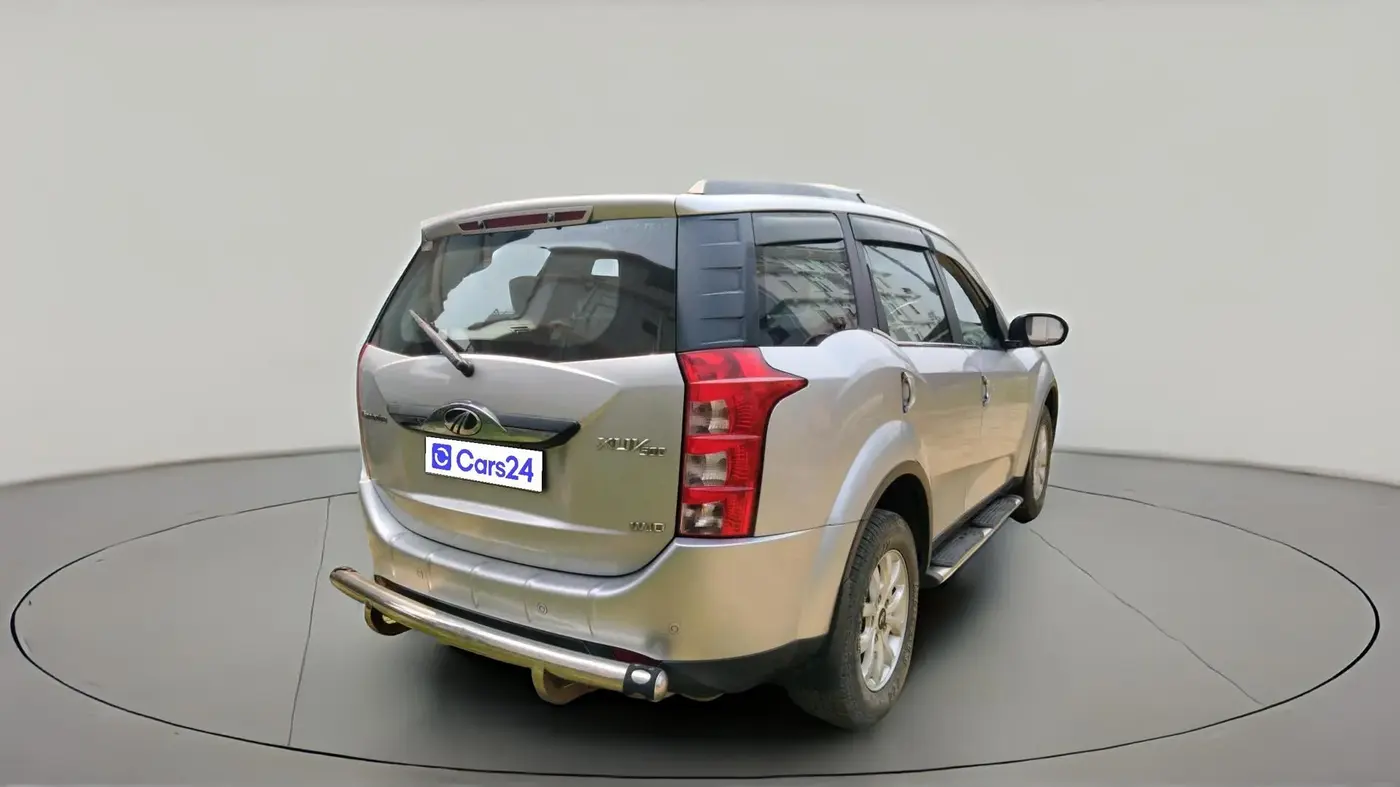 2016 Mahindra XUV500 W10, Diesel, Manual, 63,596 km, exterior