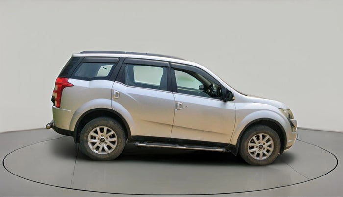 2016 Mahindra XUV500 W10, Diesel, Manual, 63,596 km, exterior