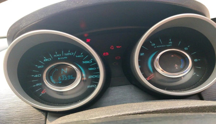 2016 Mahindra XUV500 W10, Diesel, Manual, 63,596 km, interior