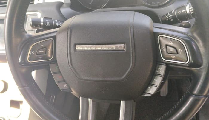 2017 Landrover Range Rover Evoque 2.0 DIESEL S, Diesel, Automatic, 1,01,624 km, interior