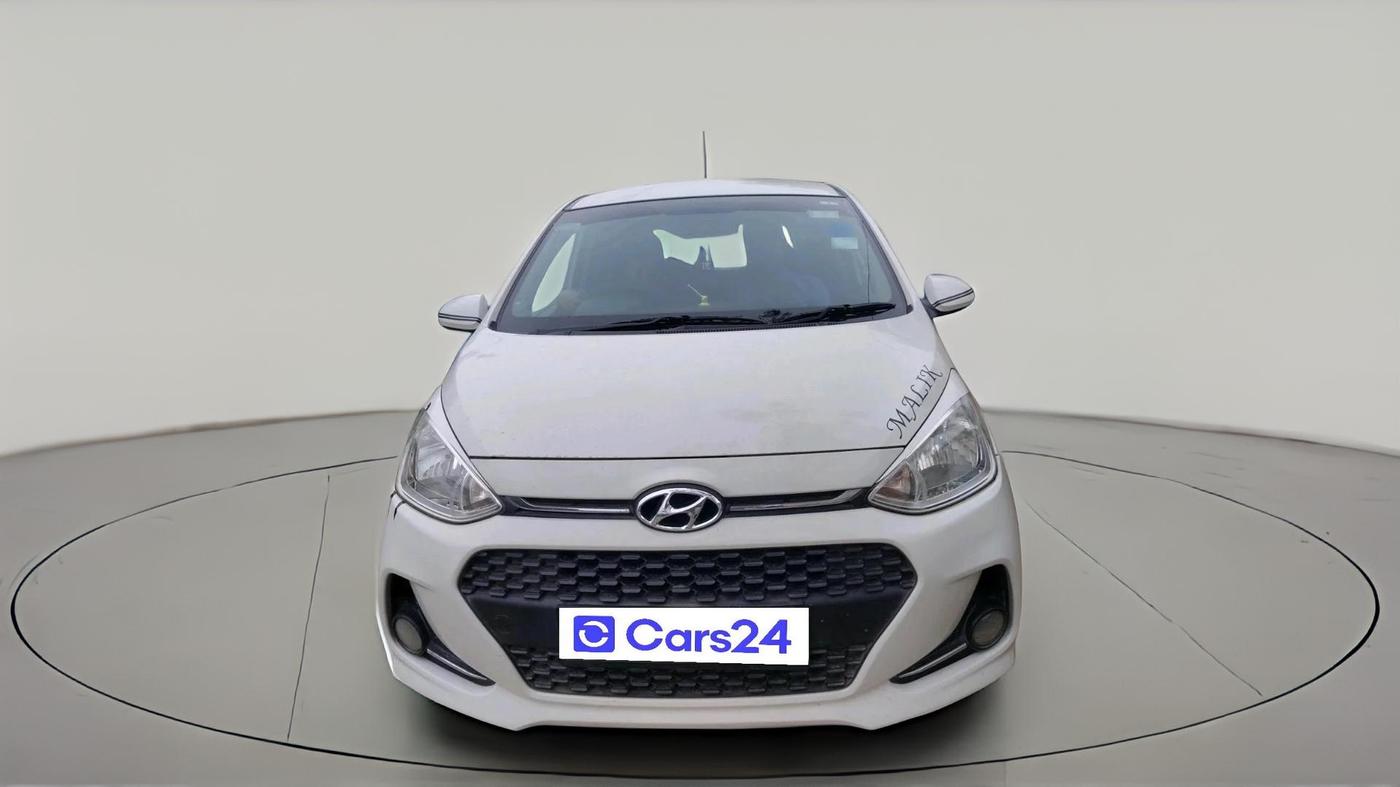 2017 Hyundai Grand i10 MAGNA 1.2 KAPPA VTVT, CNG, Manual, 1,09,896 km, exterior