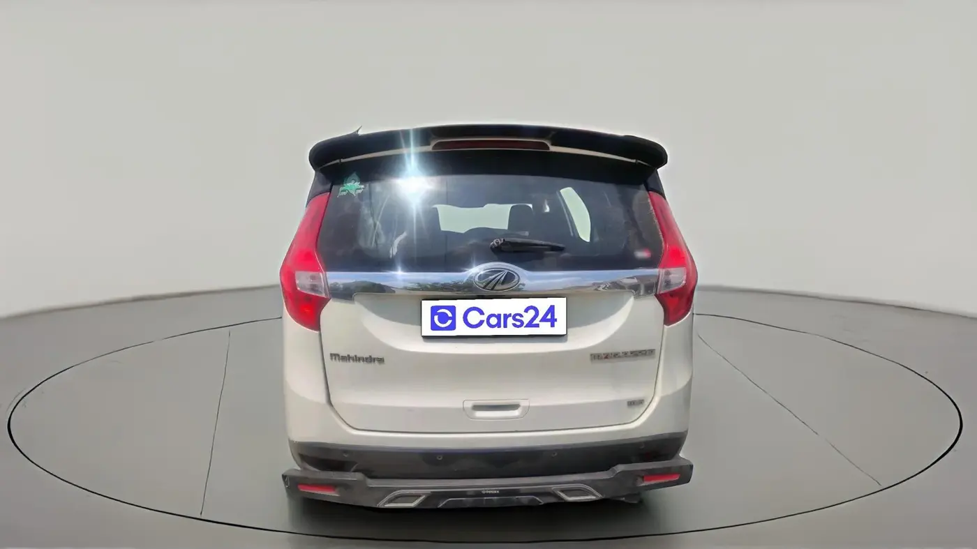 2018 Mahindra MARAZZO M6 8 STR, Diesel, Manual, 1,38,715 km, exterior