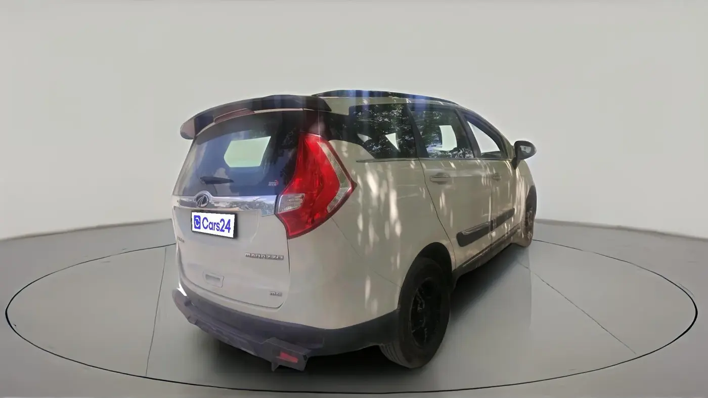 2018 Mahindra MARAZZO M6 8 STR, Diesel, Manual, 1,38,715 km, exterior
