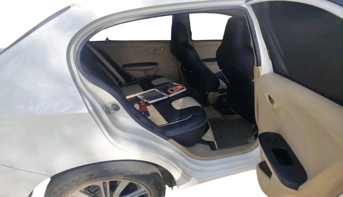 2015 Honda Amaze 1.2L I-VTEC S, CNG, Manual, 85,633 km, interior