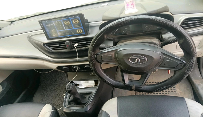 2022 Tata ALTROZ XE PETROL, CNG, Manual, 59,907 km, interior