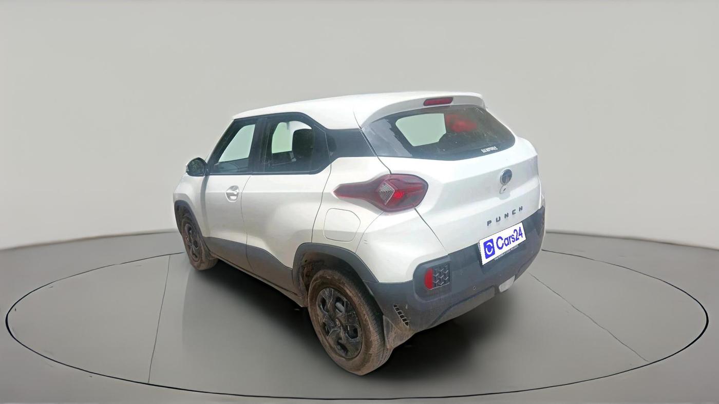 2025 Tata PUNCH Accomplished Plus AMT, Petrol, Automatic, 2,381 km, exterior